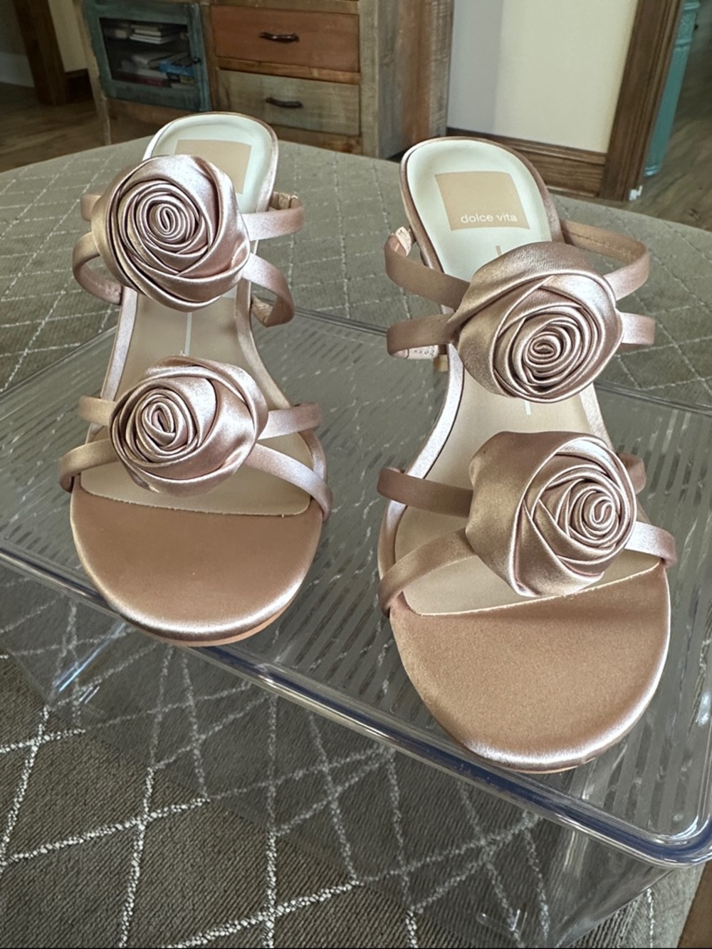 NWT Dolce Vita Metallic Rose Gold Satin Floral Slide Heels size 6.5